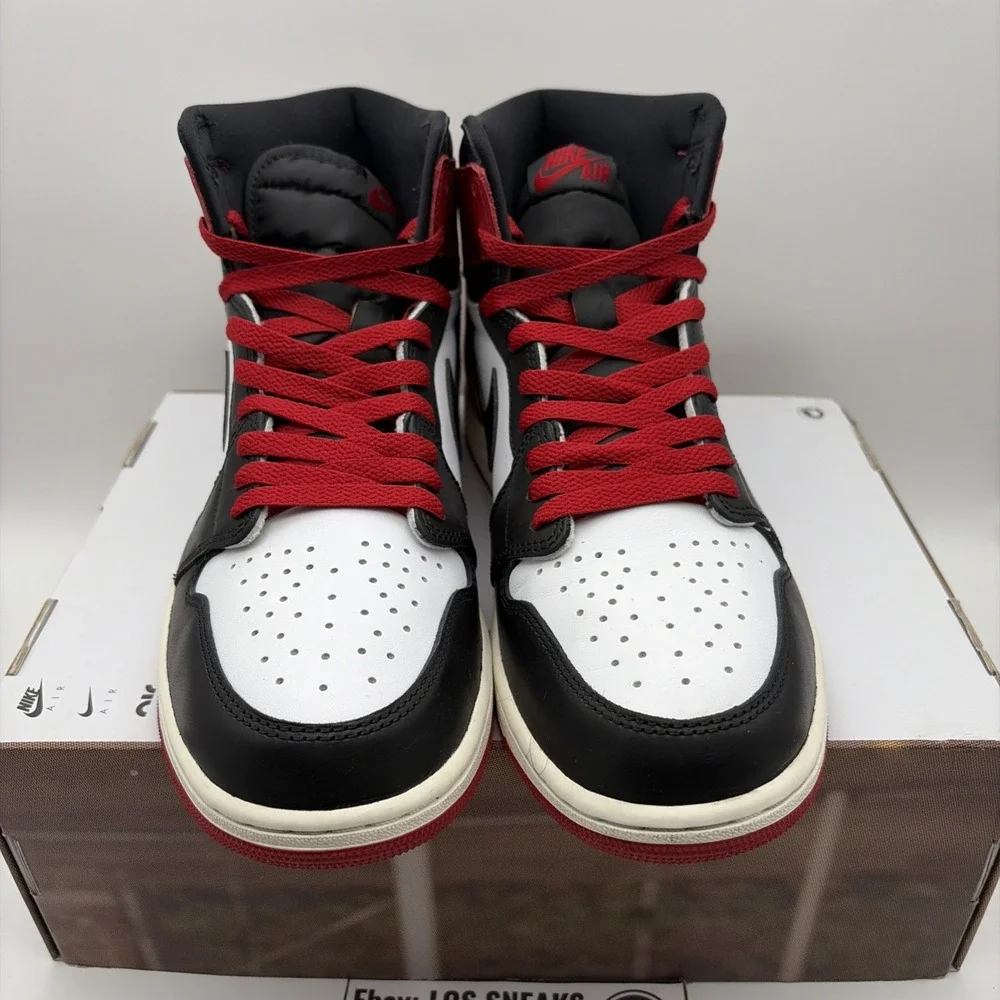 Jordan size 10